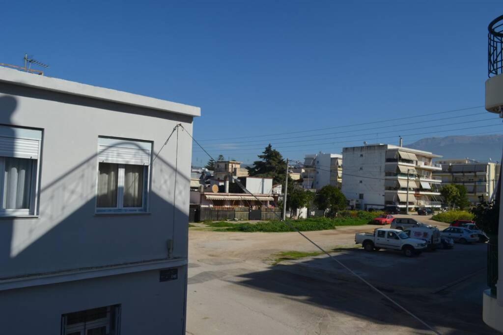 Paris House 2 Apartment พาทรา ภายนอก รูปภาพ