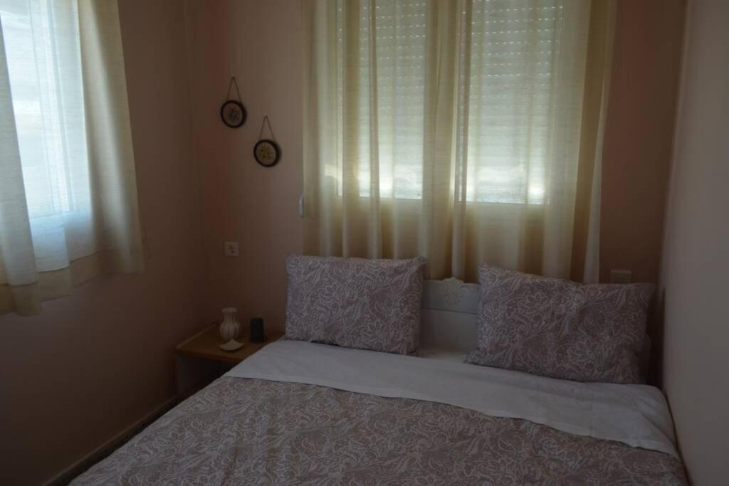 Paris House 2 Apartment พาทรา ภายนอก รูปภาพ